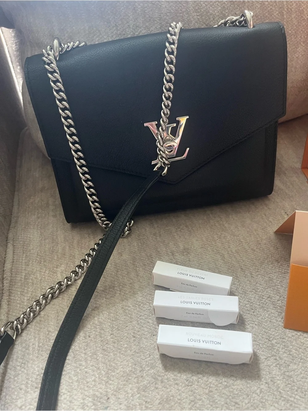 Louis Vuitton Black Leather Chain Shoulder Bag with Silver LV